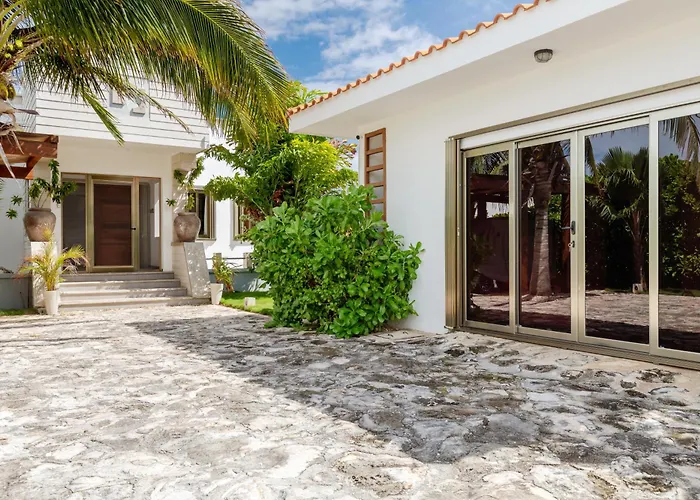 Casa Seven Ocean Front With Private C Hef Included