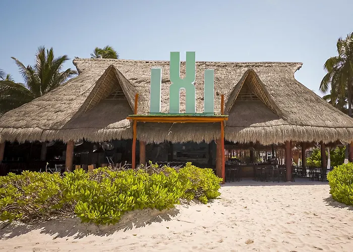 Casa Moderna En Playa Norte Isla Mujeres